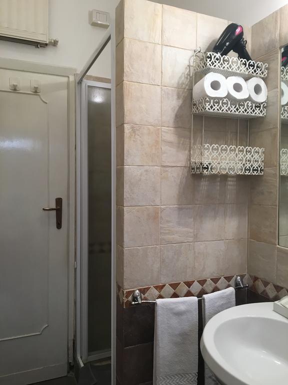 Delightful Apartment 100 Meters From The Colosseum Eksteriør bilde