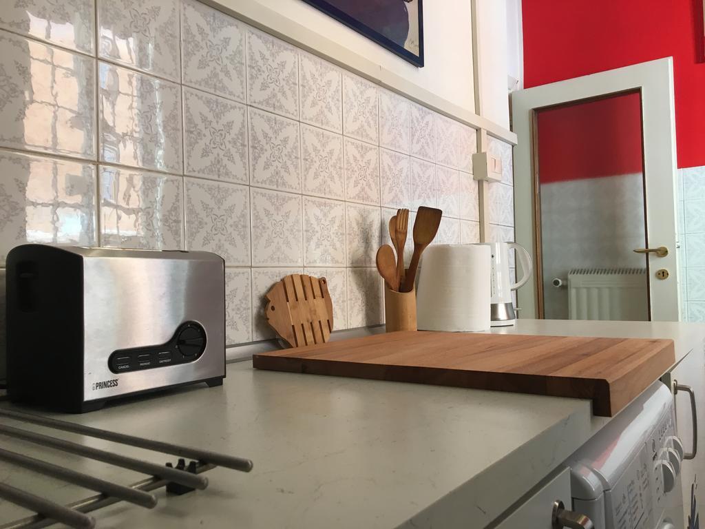 Delightful Apartment 100 Meters From The Colosseum Eksteriør bilde